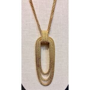 Authentic Monet Gold Tone Layered Mesh Pendant Necklace 28“